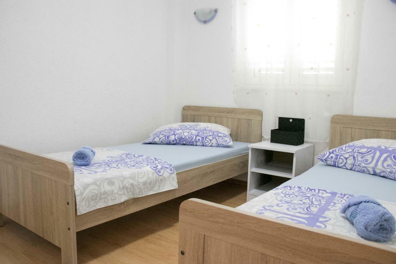 Apartment Lorena Sevid Kültér fotó